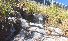 Suối băng xuất hiện tại đỉnh Fansipan