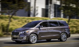 KIA Sedona bị triệu hồi vì lỗi cửa trượt