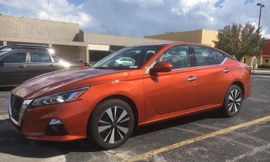 Nissan Teana 2019 thế hệ mới rò rỉ những hình ảnh thực tế tại đại lý Mỹ.