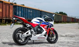 Honda CBR600RR thế hệ mới đang được nghiên cứu và sẽ ra mắt năm 2019.