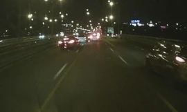 Chuyển làn không quan sát, ôtô gây ra tai nạn liên hoàn