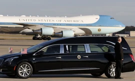 Linh cữu cố Tổng thống Bush 'cha' được đưa đón bởi Cadillac XTS.