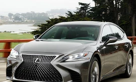 Lexus đang gặp khó khăn khi nhập khẩu các mẫu xe về Việt Nam. Ảnh: Consumer Reports.
