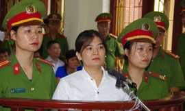 Bị cáo Trần Thị Nga trước tòa. Ảnh: Báo Nhân dân