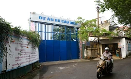 Cổng vào dự án B5 Cầu Diễn.