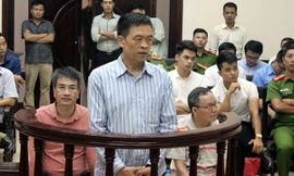 Các bị cáo tại tòa.