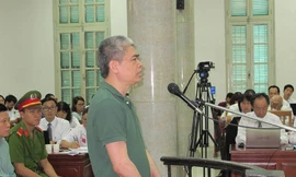 Bị cáo Nguyễn Xuân Sơn trả lời HĐXX.