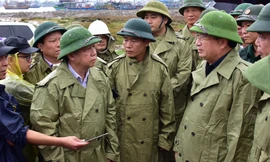 Phó Thủ tướng Trịnh Đình Dũng đánh giá cao công tác chuẩn bị phòng, chống bão số 5 của chính quyền, lực lượng chức năng tỉnh TT-Huế.