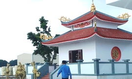 Công trình tâm linh bề thế hình thành trên đất khu công nghiệp