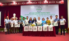 Phát động nói không với túi ni lông và chai nhựa dùng một lần