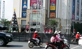 Việc ngang nhiên ngăn Quốc lộ 1 làm sân khấu âm nhạc được UBND tỉnh TT-Huế tạo điều kiện?