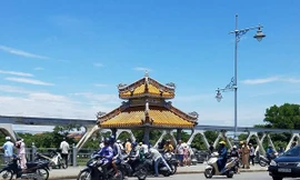 Cầu Dã Viên, nơi liên tiếp trong hai ngày xảy ra hai vụ nhảy xuống sông Hương tự tử 