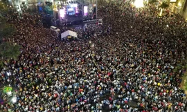 Năm nay, “Countdown chào năm mới 2021” sẽ không diễn ra tại vị trí ngã 6 ở đường Hùng Vương (Quốc lộ 1 qua TP Huế) như 1 năm trước. Ảnh: Huecity