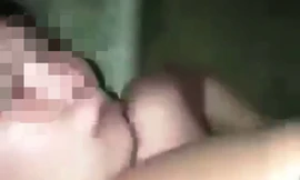 Hình ảnh cô gái bị bạo hành, làm nhục vô cùng tàn nhẫn.