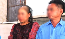 Bố mẹ anh Lại Đình T. buồn bã kể với PV việc con trai bị lừa đi "xuất cảnh" khiến gia đình khốn đốn vì nợ nần