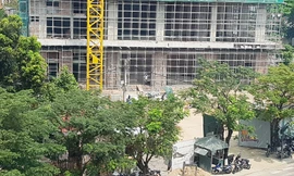 Ai đã ngó lơ hay chống lưng cho công trình dự án Goldland Plaza làm sập nhà dân tiếp tục thi công, bất chấp vấn đề pháp lý và đạo lý?