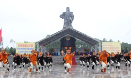 Tái hiện khí thế hào hùng của đoàn quân Tây Sơn "áo vải cờ đào"