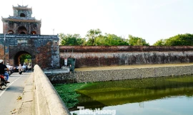 Việc trùng tu đoạn kè từ cửa Ngăn (cửa Thể Nhơn) đến Nam Xương đài ở mặt nam Kinh thành Huế đã cơ bản hoàn thành và được cho là kỳ công nhất từ trước tới nay.