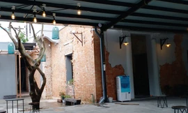 Ngang nhiên xâm hại biệt thự Pháp cổ 100 năm tuổi