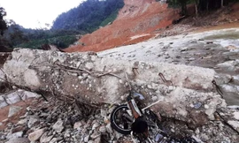 Hiện trường sạt lở tại Rào Trăng 3 được phân lô cụ thể để tổ chức tìm kiếm hết sức chi tiết, cẩn thận.