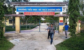 Ngày 5/12, ông Nguyễn Xuân Hợp đã bị buộc thôi việc.
