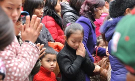 Đầu xuân vào chùa Thành học Lễ