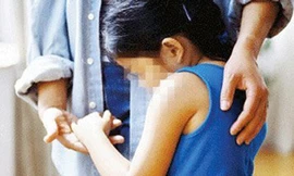 Bé gái bị U60 hãm hại trong vườn chuối