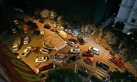 Mâu thuẫn chồng chất, chung cư 8.000 dân thường xuyên náo loạn