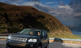 2013 Land Rover Freelander 2/LR2 lộ diện