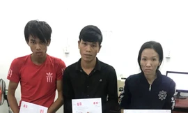 Phan Ngọc Thuý cùng hai đàn em tại công an.