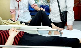 Người phụ nữ nhập viện cấp cứu sau hút mỡ bụng tại thẩm mỹ viện