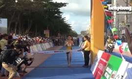 Khoảng khắc đáng nhớ ở đích đến Tiền Phong Marathon 2019