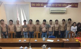 Băng nhóm chuyên dàn cảnh cướp tài sản bị bắt.
