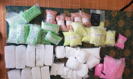 Lượng lớn ma tuý bị công an thu giữ.