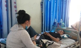 Anh P. đang điều trị tại bệnh viện ở TPCM.