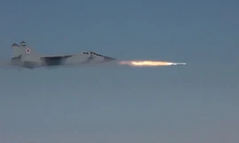 Tiêm kích đánh chặn MiG-31BM tác chiến ở tầng bình lưu