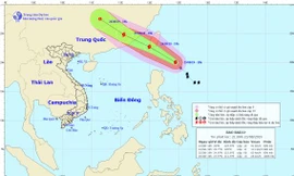Đường đi và vị trí của cơn bão. (Ảnh: Trung tâm Khí tượng thủy văn QG)