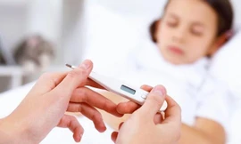 Phun thuốc diệt muỗi gây bệnh SXH