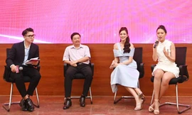 Đỗ Thị Hà: 'Đừng dùng chiêu trò ở các cuộc thi nhan sắc'