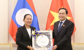 Phó Chủ tịch Thường trực Quốc hội tiếp xã giao Tổng Thư ký Quốc hội Lào
