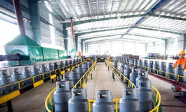 Gas tăng thêm 4.000đ/bình