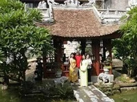 Monet,...Thành Chương và chuyện làm giàu từ văn hoá