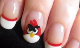 Làm nail giống kiểu... chú chim