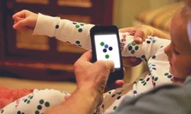 Đồ ngủ biết kể chuyện