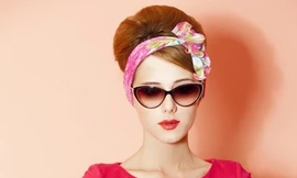 Xu hướng tóc 'tổ ong' cao chót vót