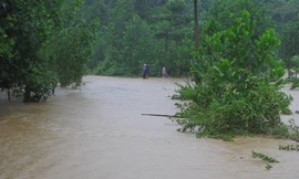 Quảng Nam: 5 xã vùng cao bị cô lập