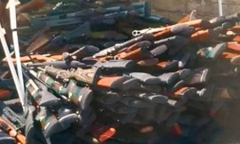 Gia đình ông Jeffrey A. Lash sở hữu kho vũ khí gồm 1.500 khẩu súng, 6,5 tấn đạn