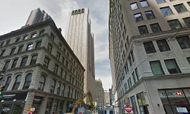 Tòa nhà nổi bật bởi cấu trúc khác biệt, đó là không cửa sổ.