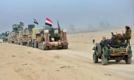 Quân đội Iraq tại nam Mosul hôm 31/10.