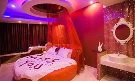 Khách sạn chủ đề tình yêu rất hút khách dịp Valentine ở Trung Quốc